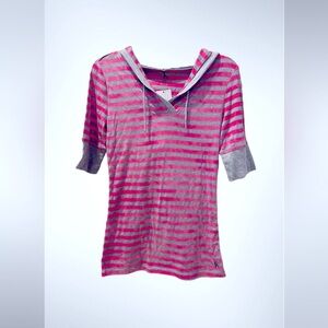 🟣 Calvin Klein hooded T-shirt